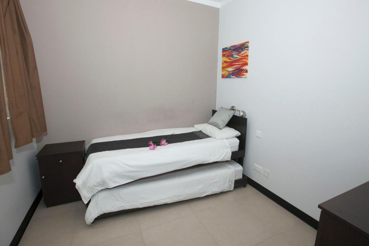 Best Of Xlendi Seafront Apartments Room photo